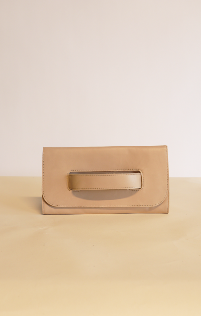 Able Mare Handle Clutch